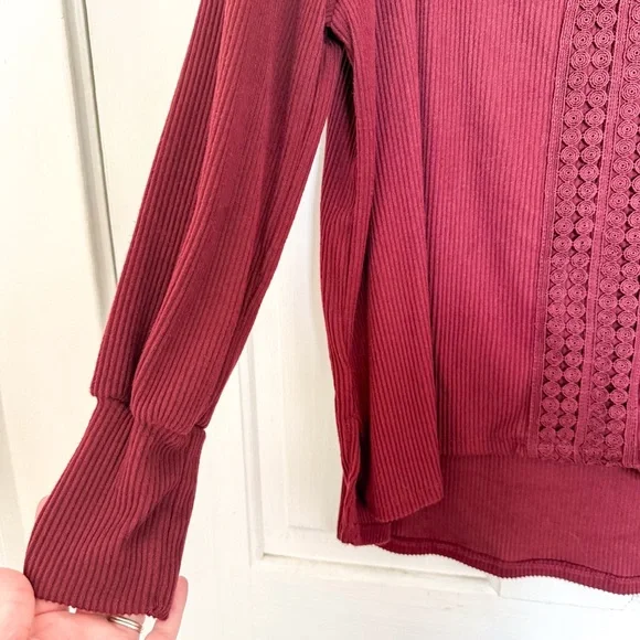 NWT Daytrip Burgundy Crochet Top - Picture 4 of 6